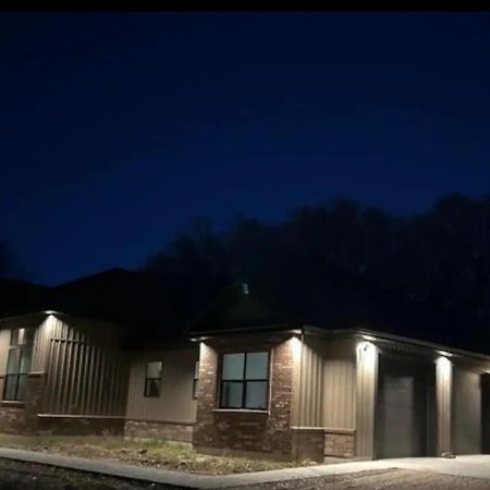 Countryside Casita Hotel Rigby Exterior photo